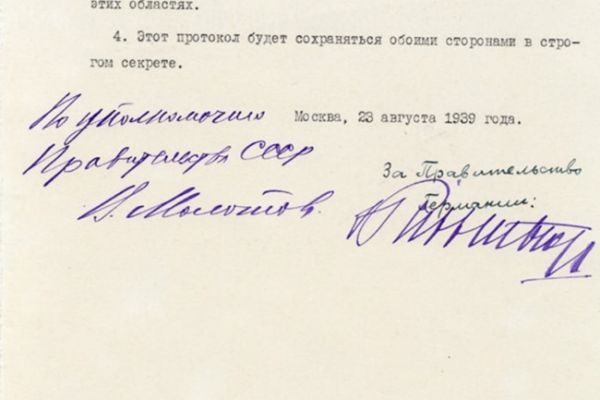 ru04586FFB29-5203-D4ED-4DA8-31D8E555ED1E.jpg